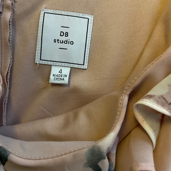 Chiffon Floral Print Dress with Spaghetti Straps - Size 4 - Picture 10 of 10